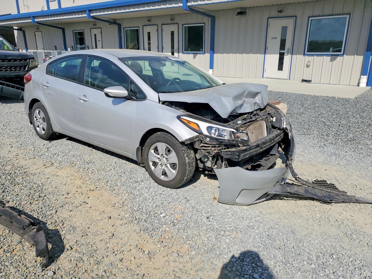 2017 KIA FORTE