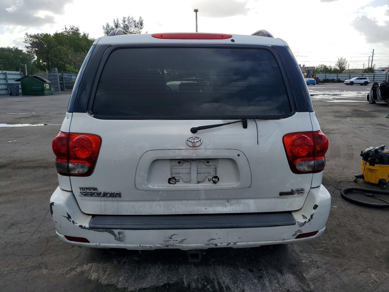 2007 TOYOTA Sequoia