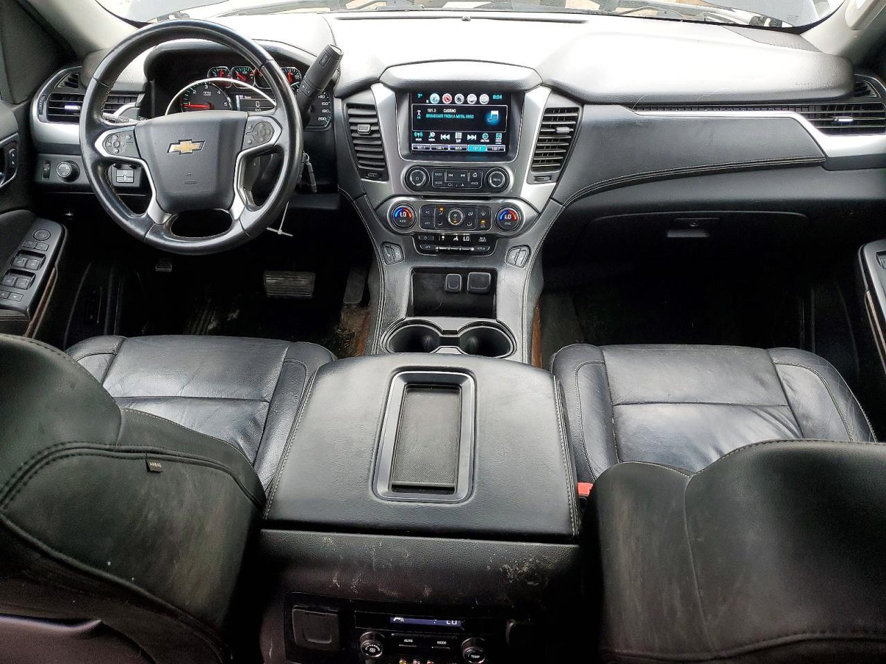 2016 CHEVROLET Suburban