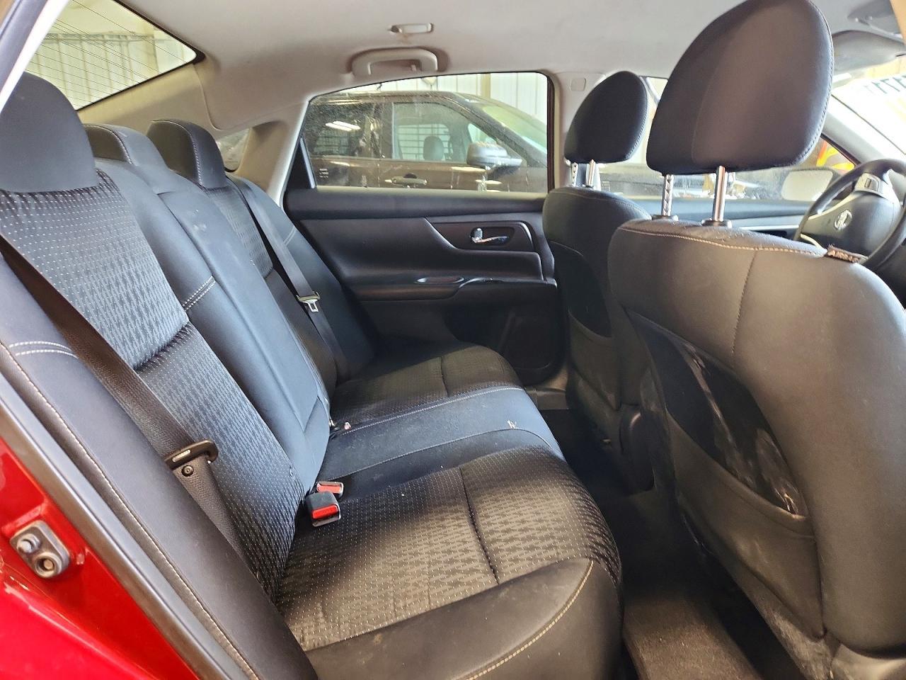 2017 NISSAN ALTIMA