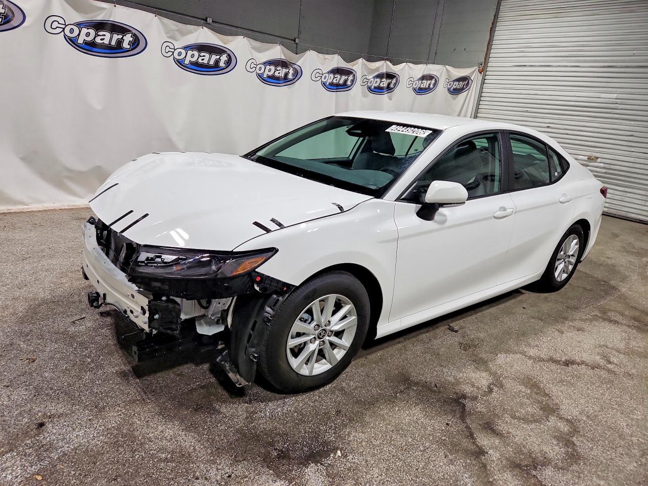2026 TOYOTA CAMRY