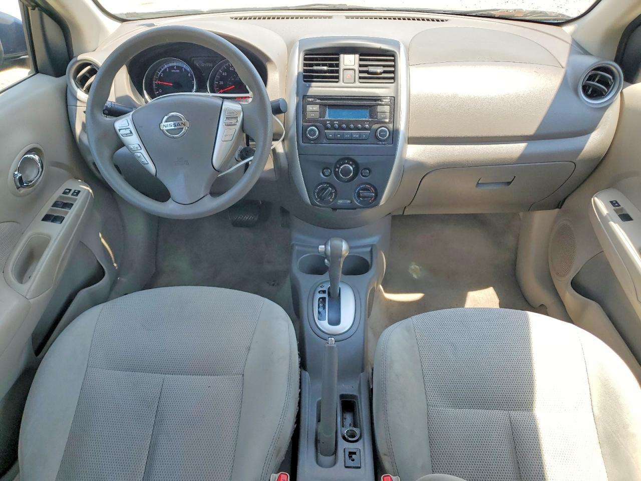 2015 NISSAN VERSA