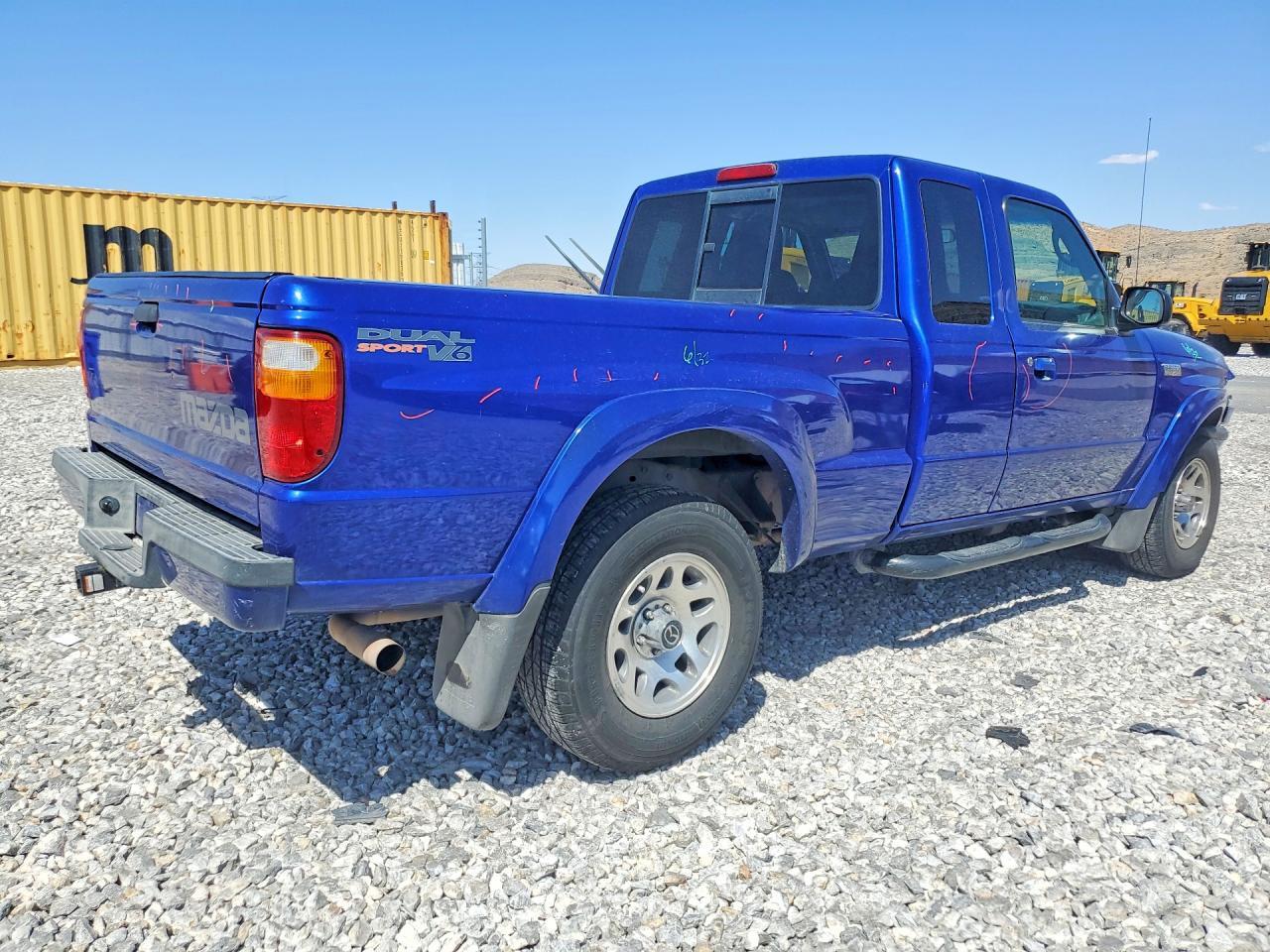 2005 MAZDA B3000