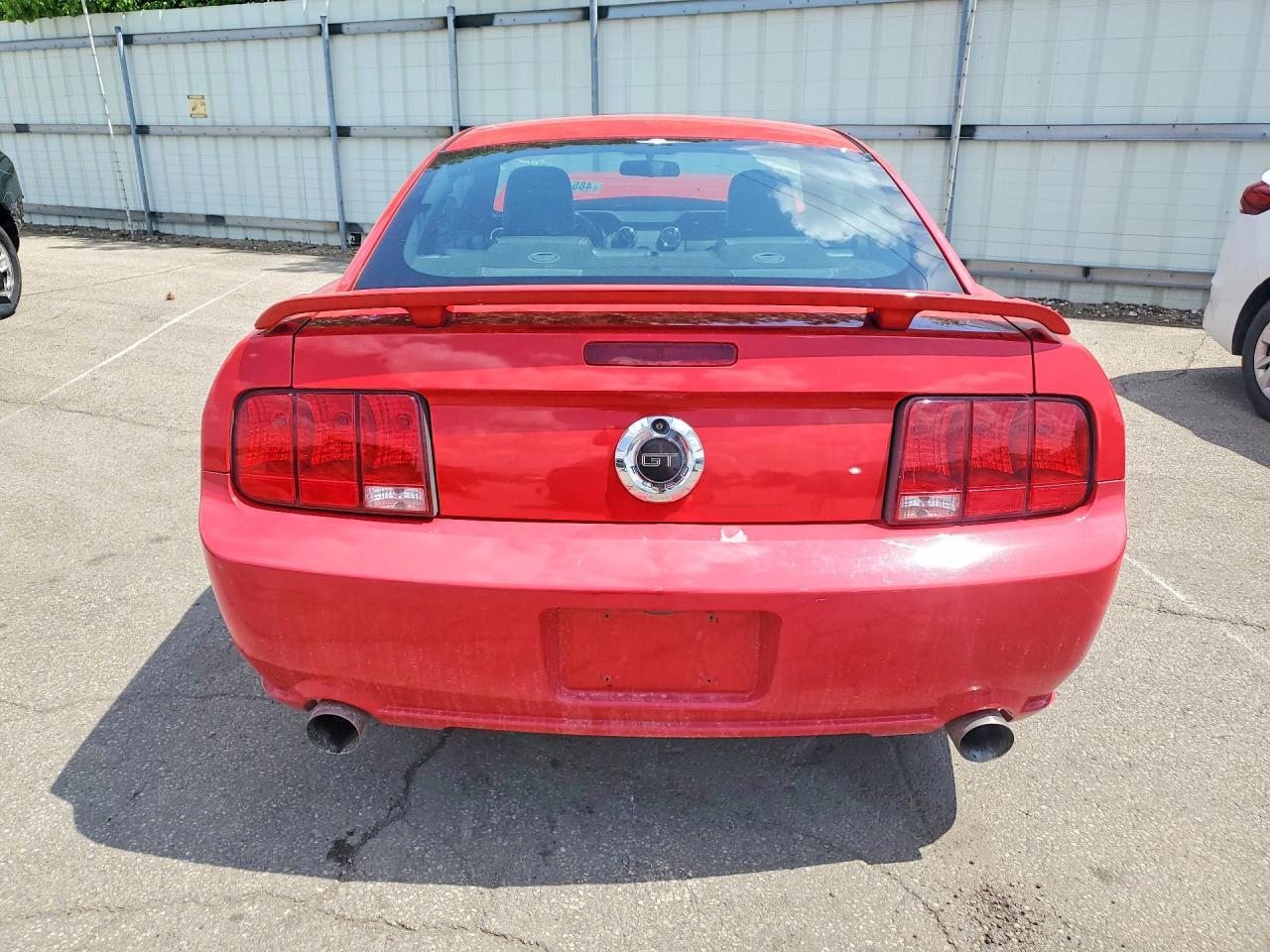 2005 FORD MUSTANG