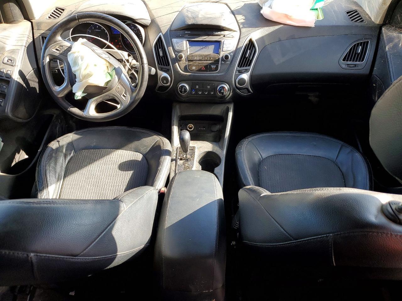 2012 HYUNDAI TUCSON