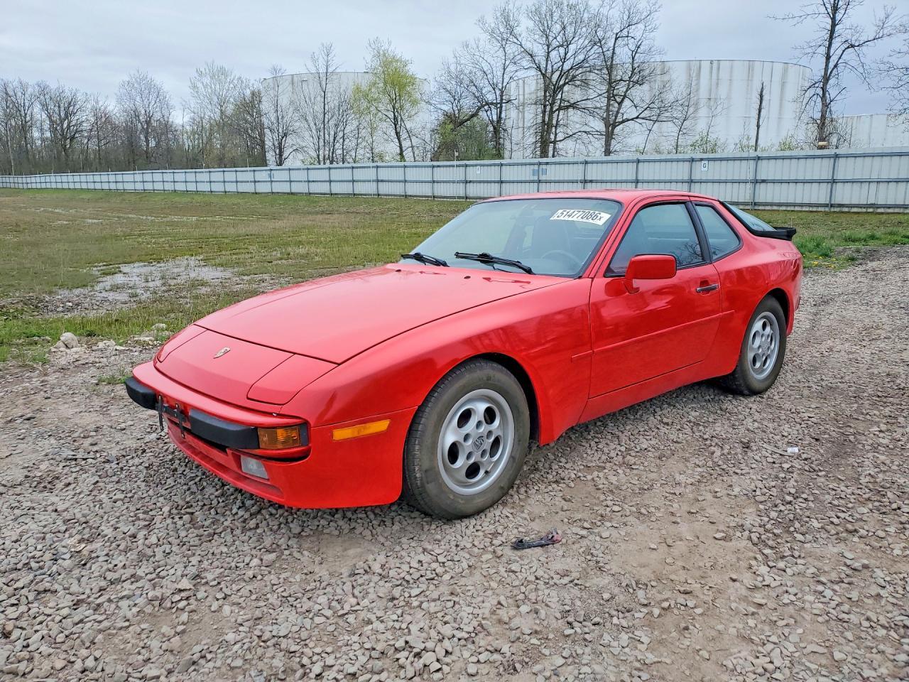 1987 PORSCHE 944
