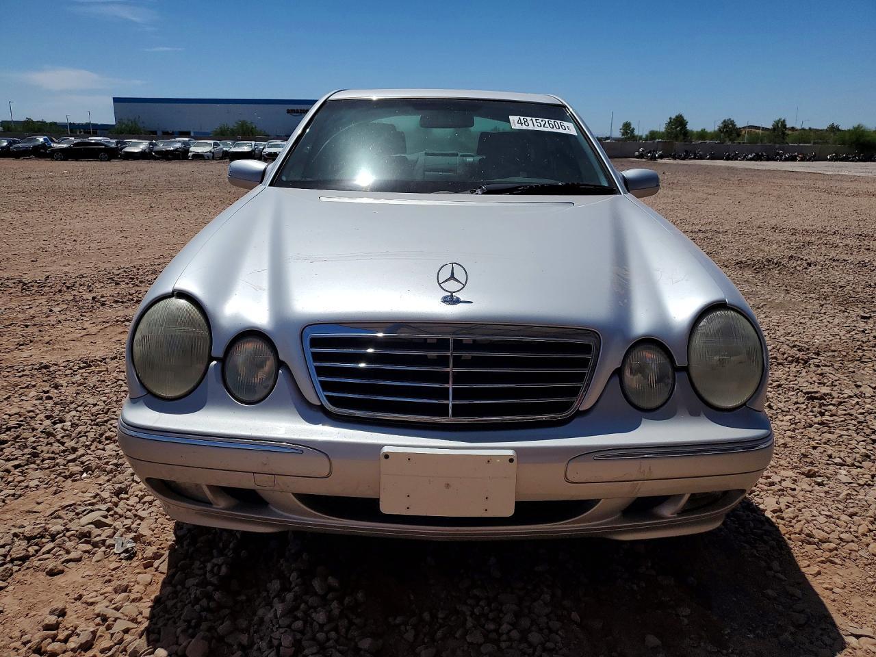 2001 MERCEDES-BENZ E-Class