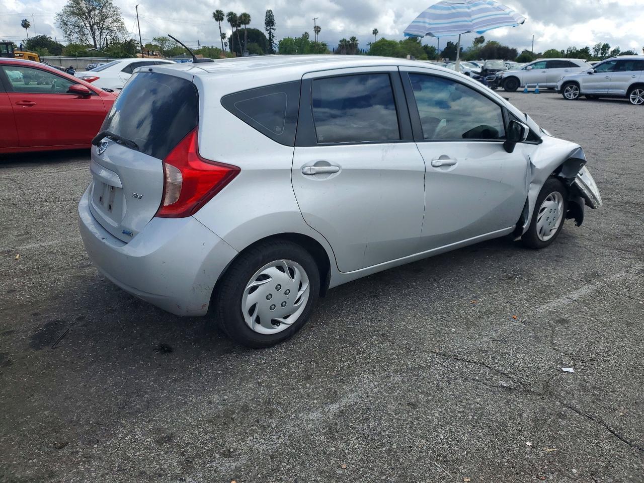 2016 NISSAN Versa Note