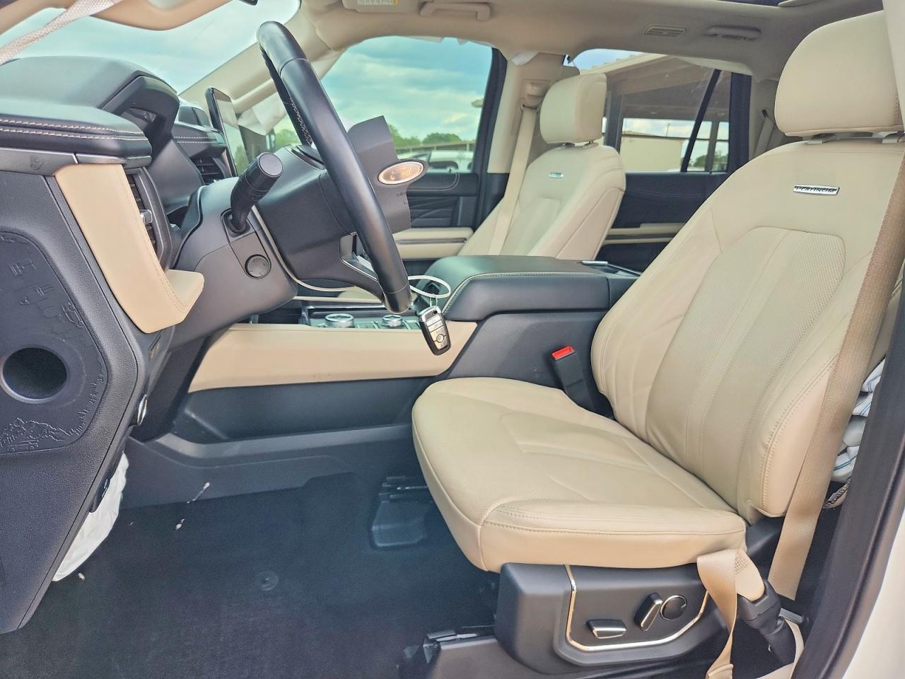 2023 FORD Expedition