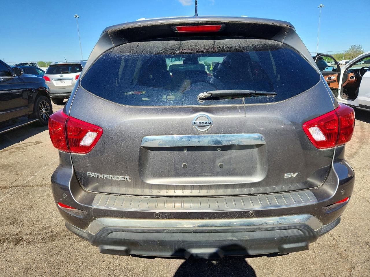 2017 NISSAN PATHFINDER