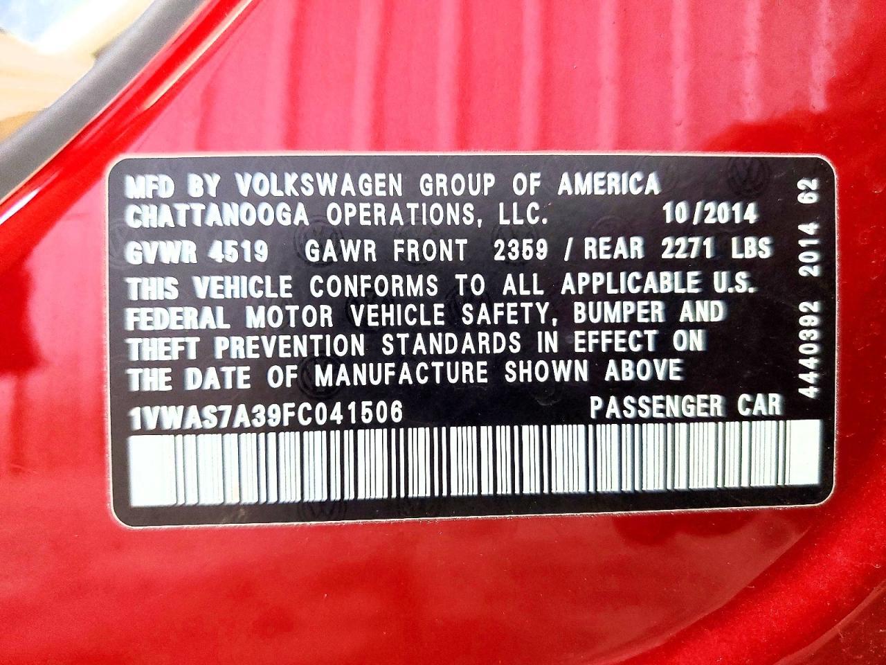 2015 VOLKSWAGEN Passat