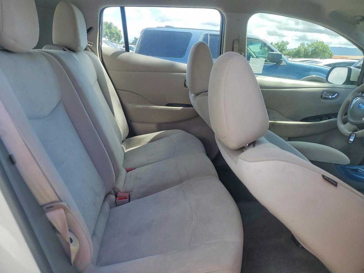 2012 NISSAN LEAF