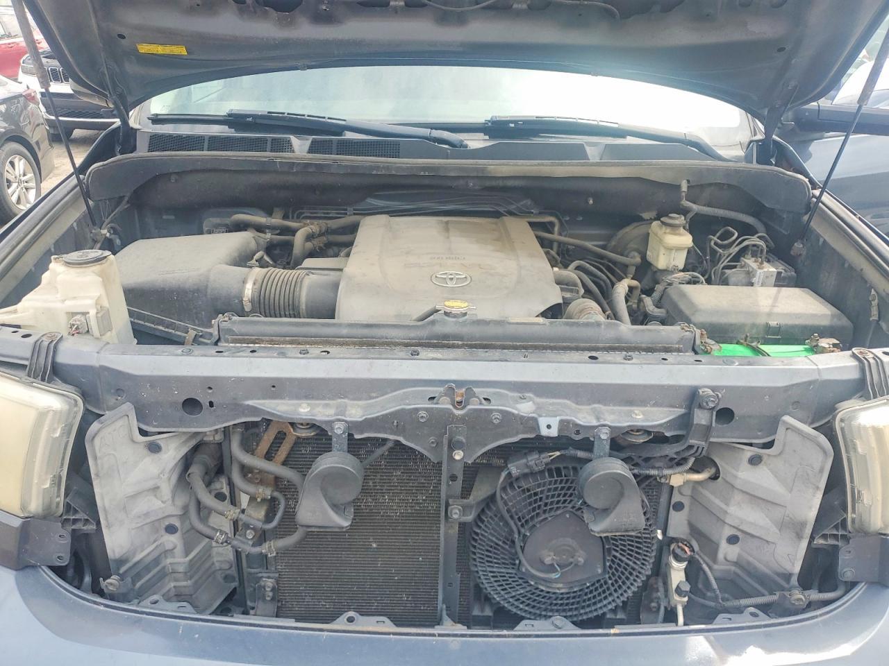 2010 TOYOTA Sequoia