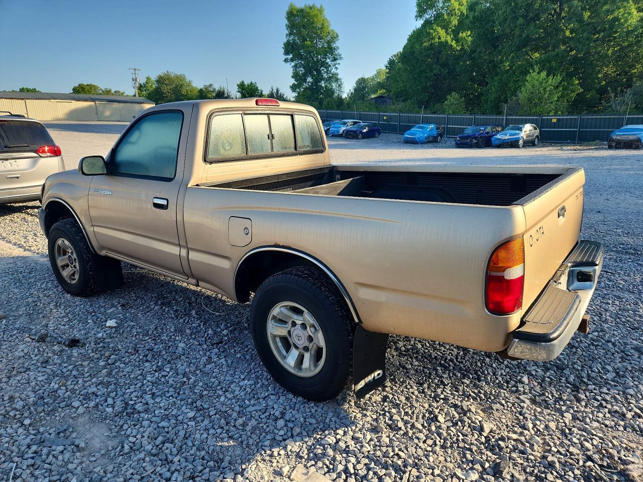 2000 TOYOTA TACOMA