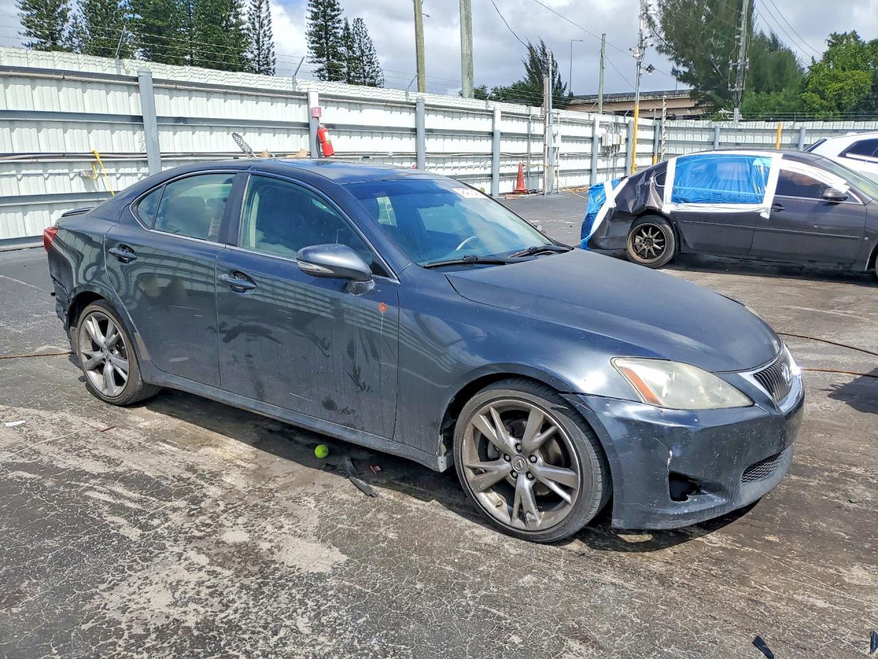 2009 LEXUS IS 250
