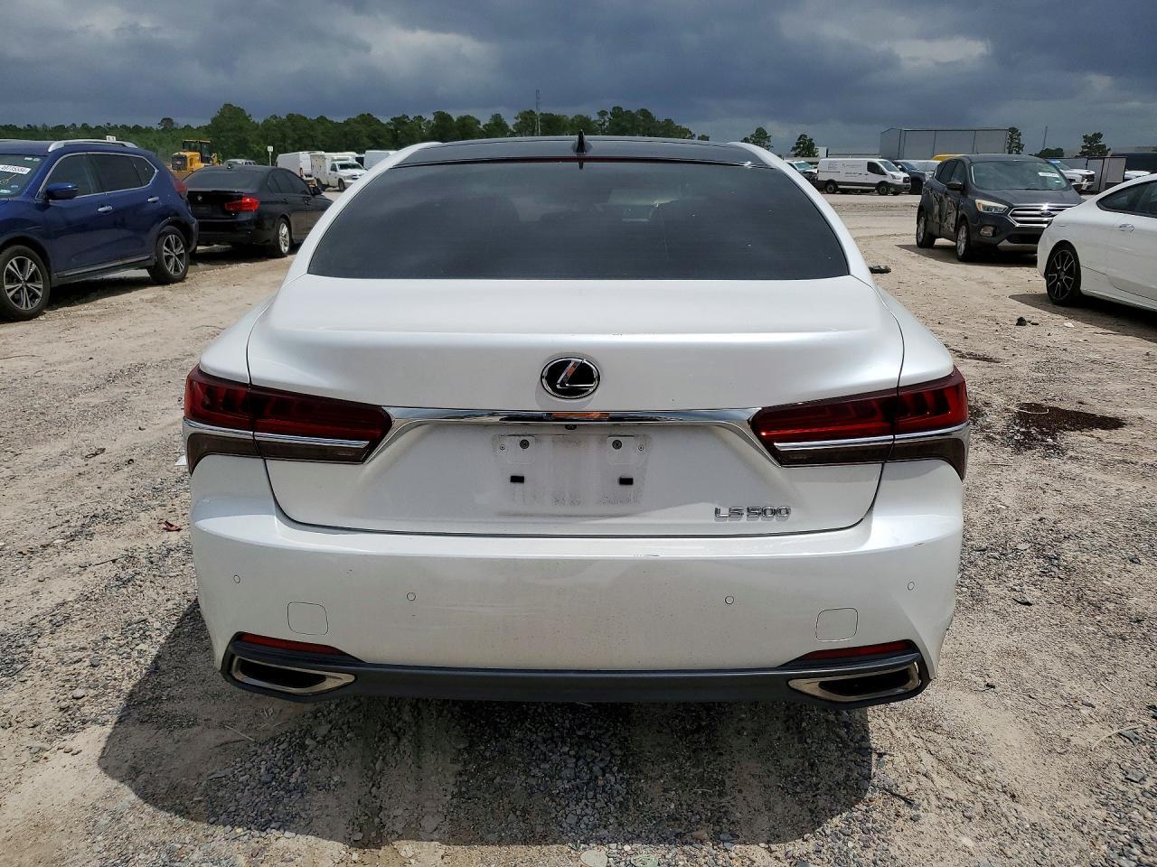 2018 LEXUS LS 500