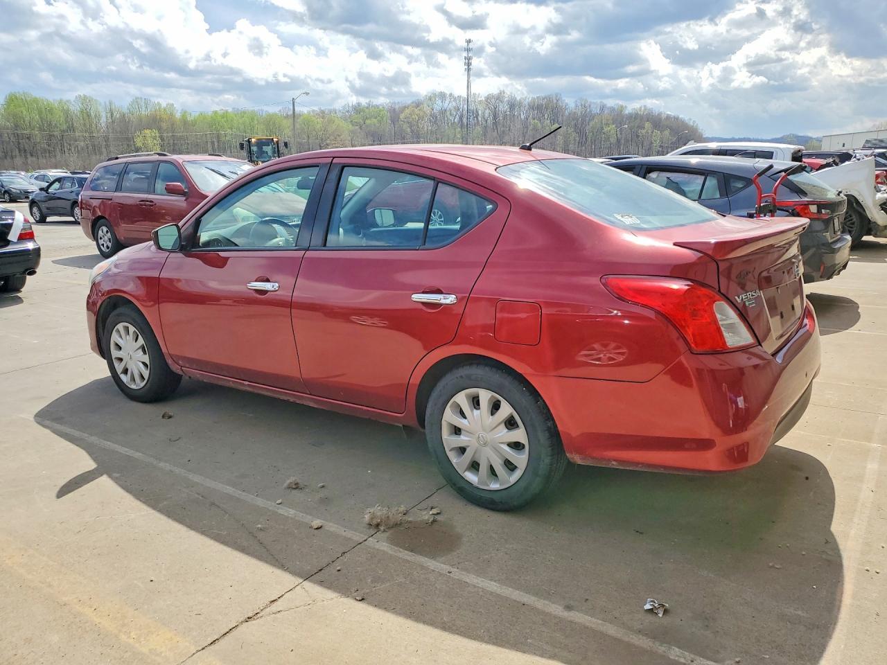 2019 NISSAN VERSA