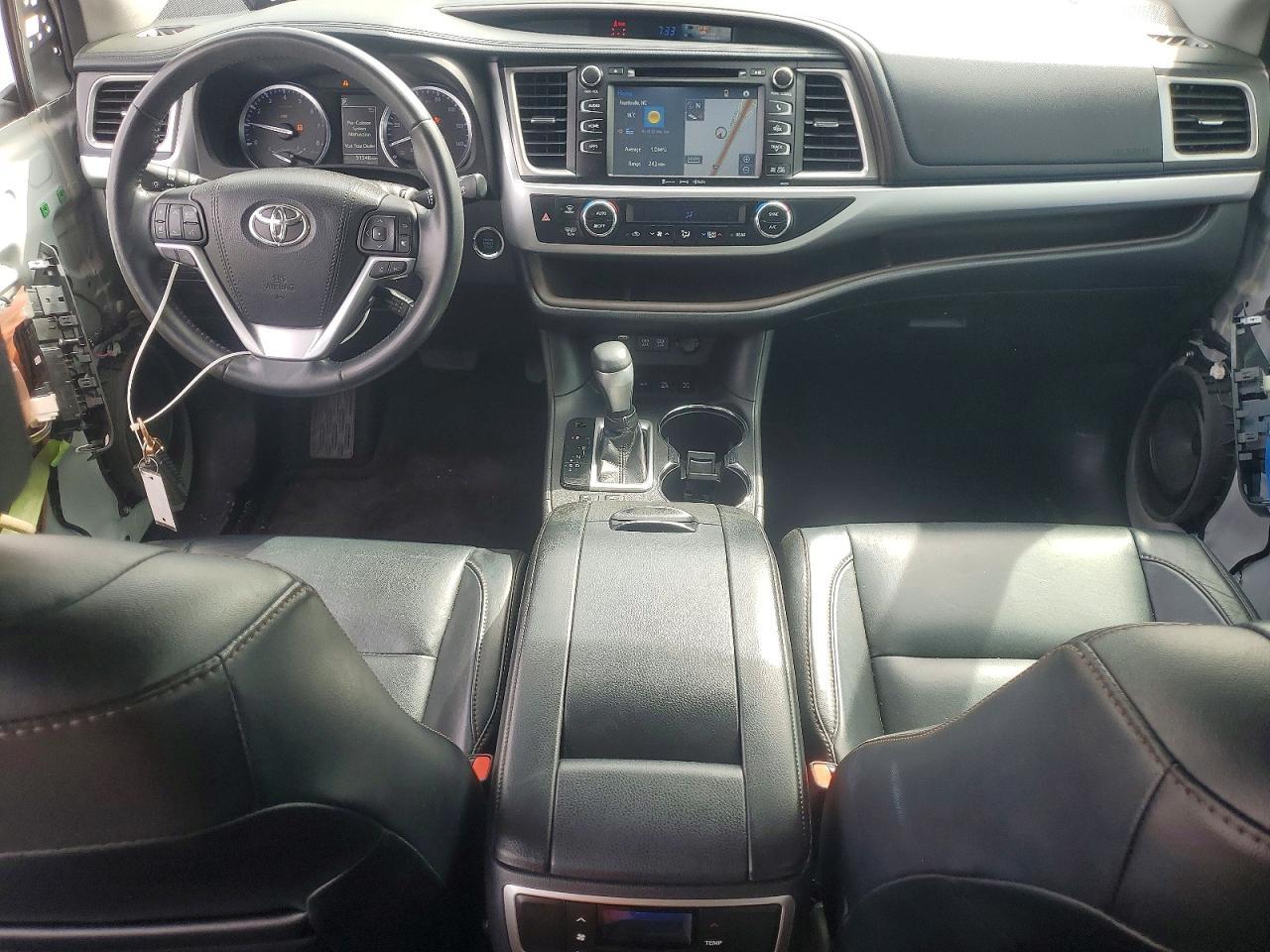 2018 TOYOTA HIGHLANDER