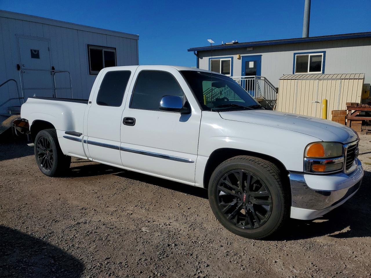 2002 GMC Sierra