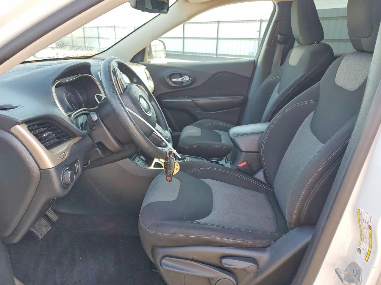 2016 JEEP Cheroke