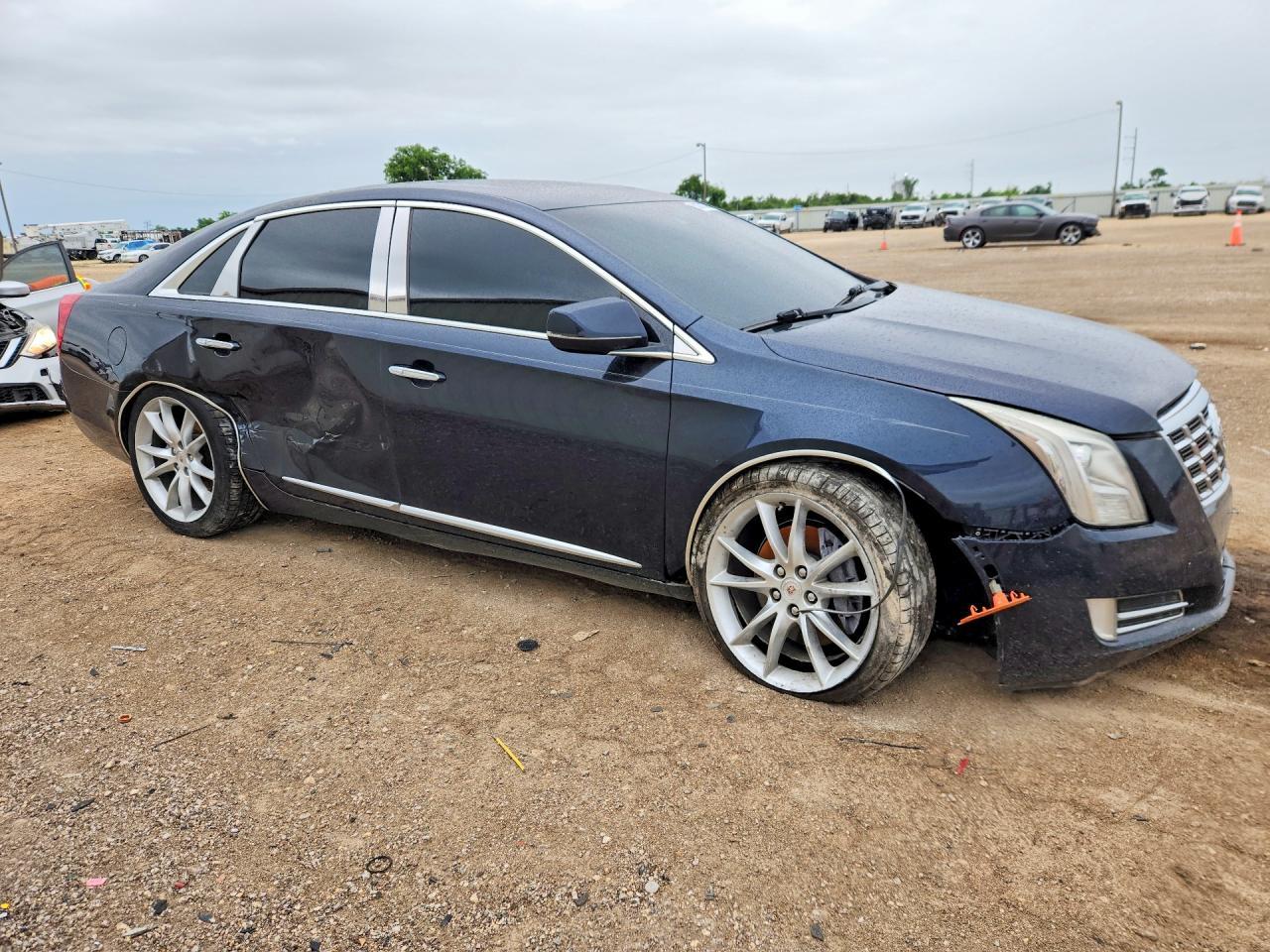 2013 CADILLAC XTS