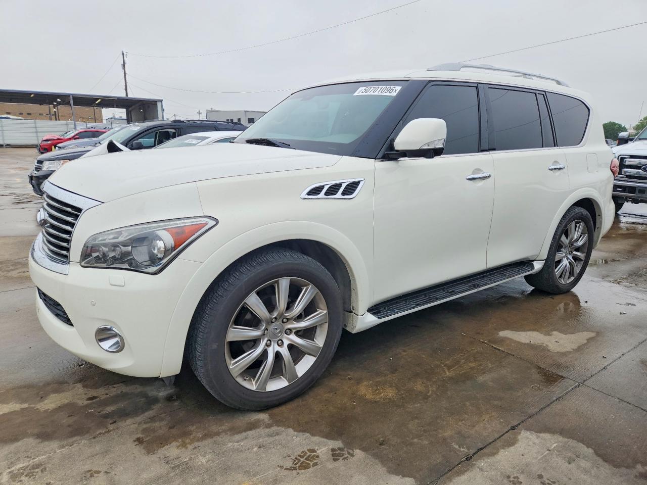 2012 INFINITI QX56