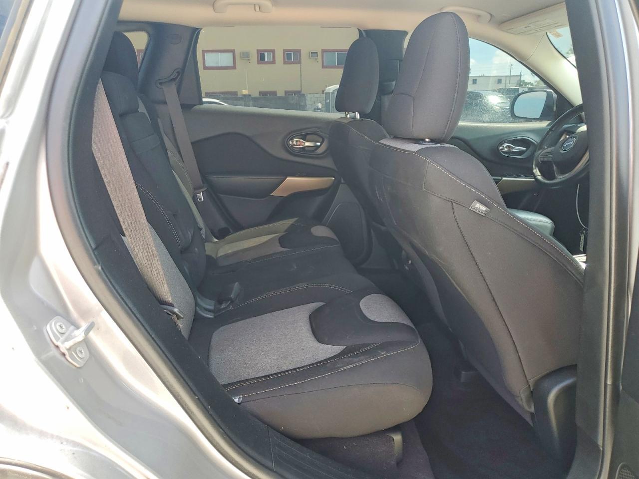 2018 JEEP CHEROKEE