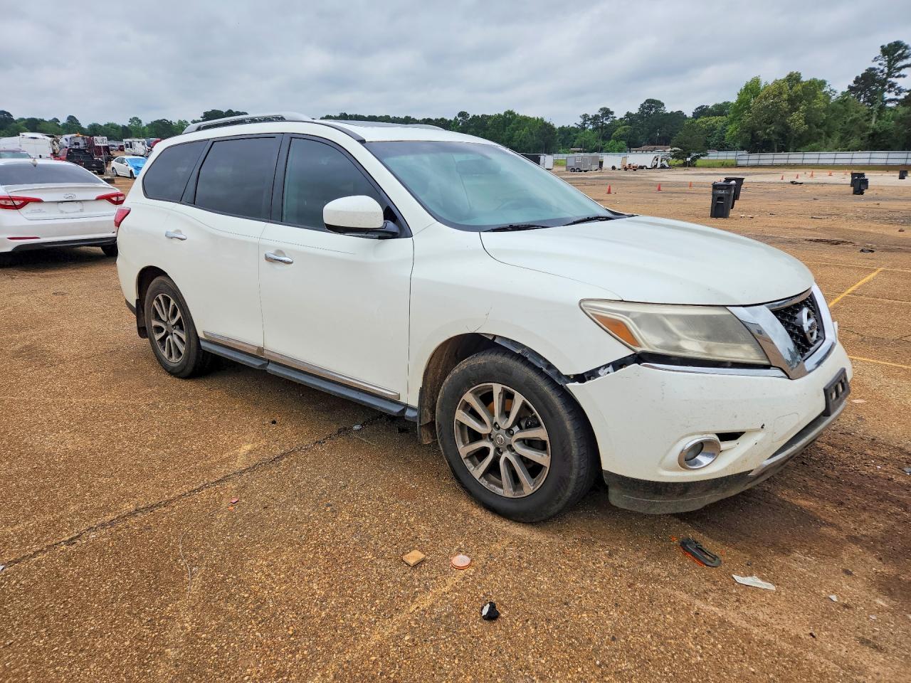2016 NISSAN PATHFINDER