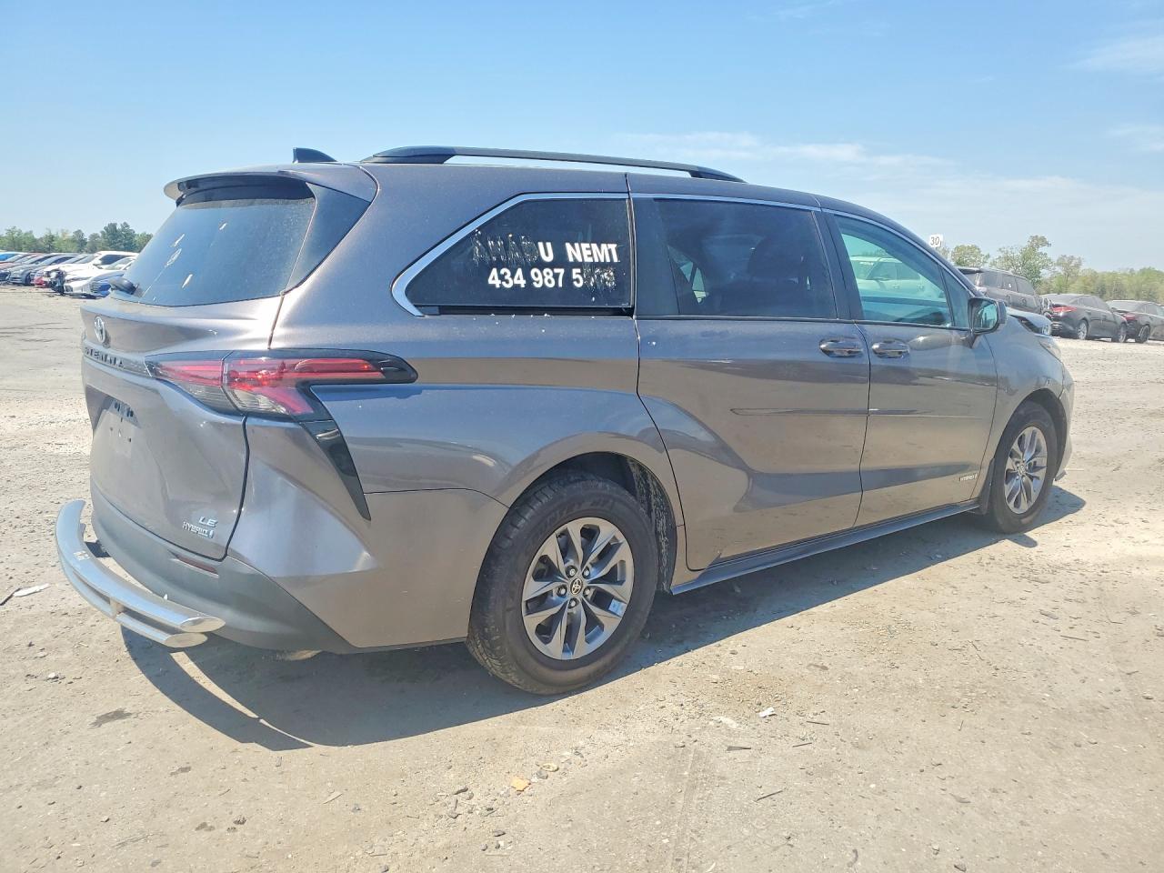2021 TOYOTA SIENNA