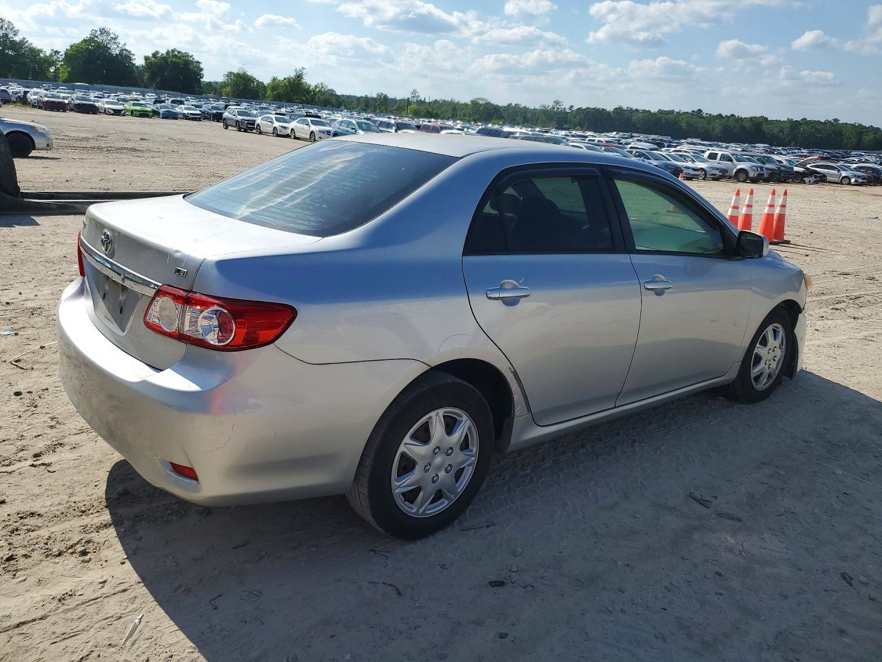 2011 TOYOTA COROLLA