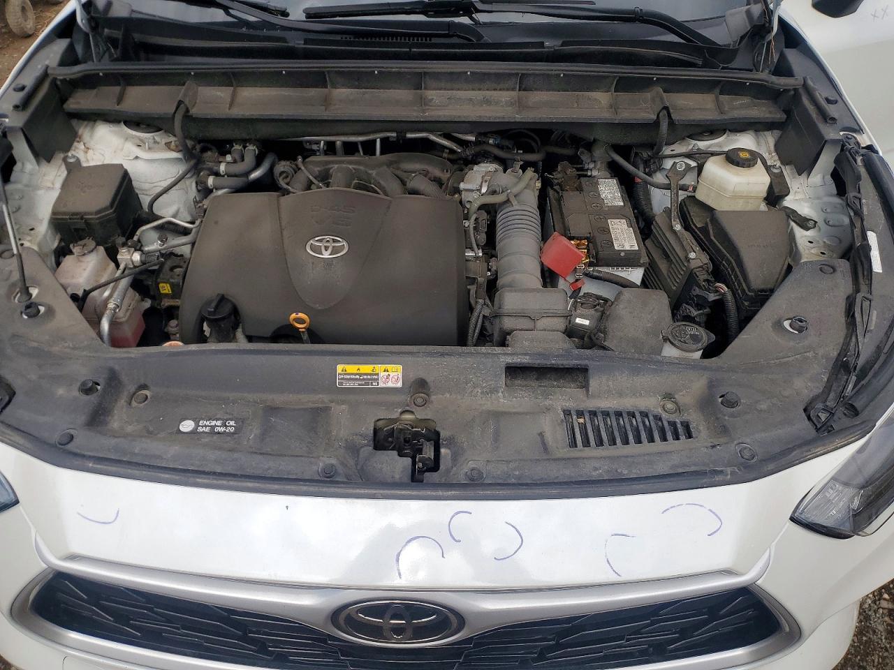 2022 TOYOTA HIGHLANDER