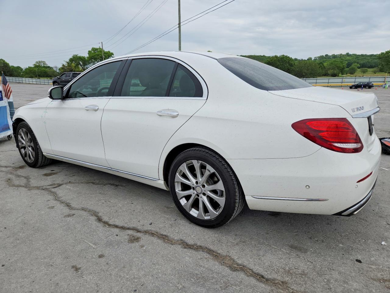 2017 MERCEDES-BENZ E-Class