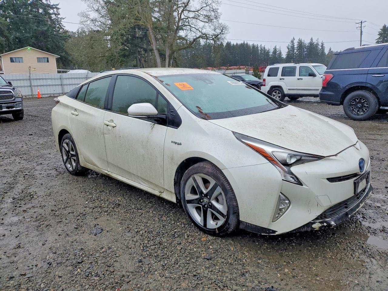 2016 TOYOTA PRIUS