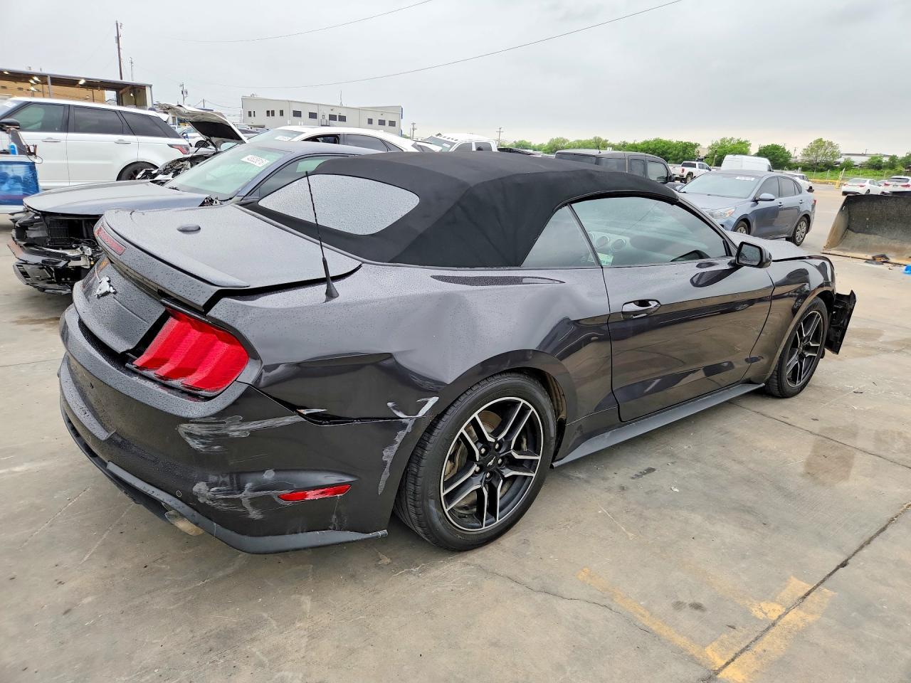 2022 FORD MUSTANG
