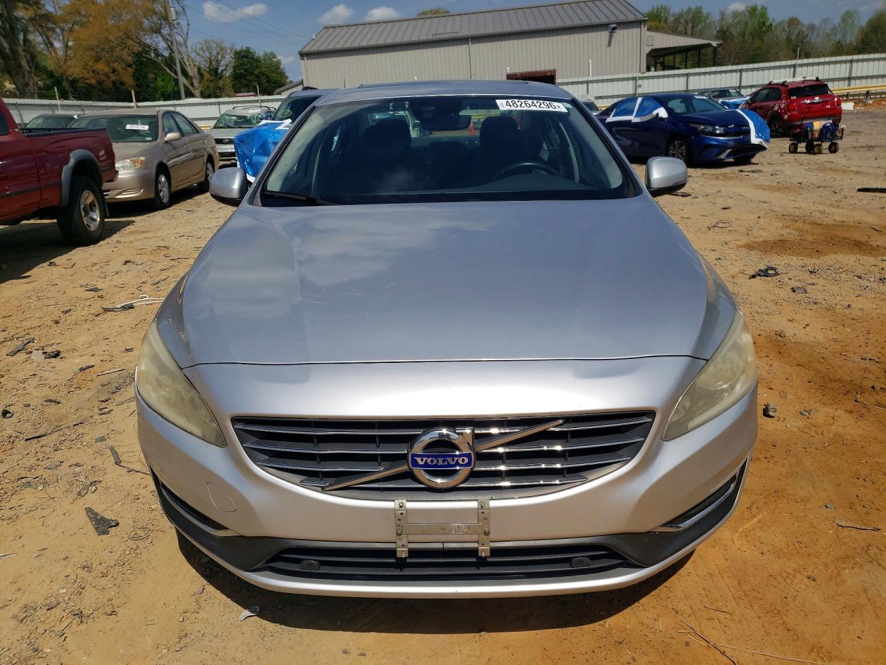 2015 VOLVO S60