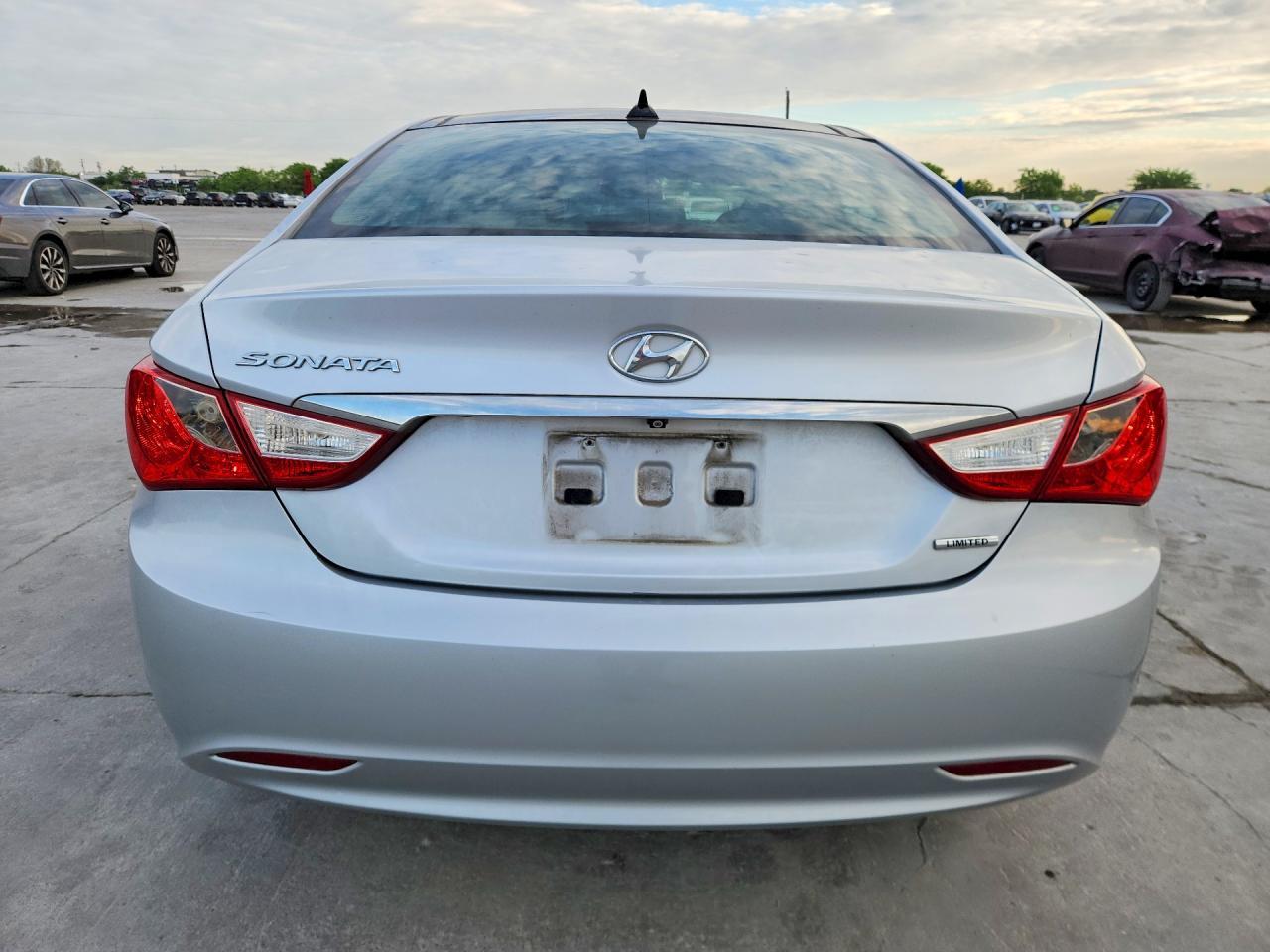 2012 HYUNDAI SONATA