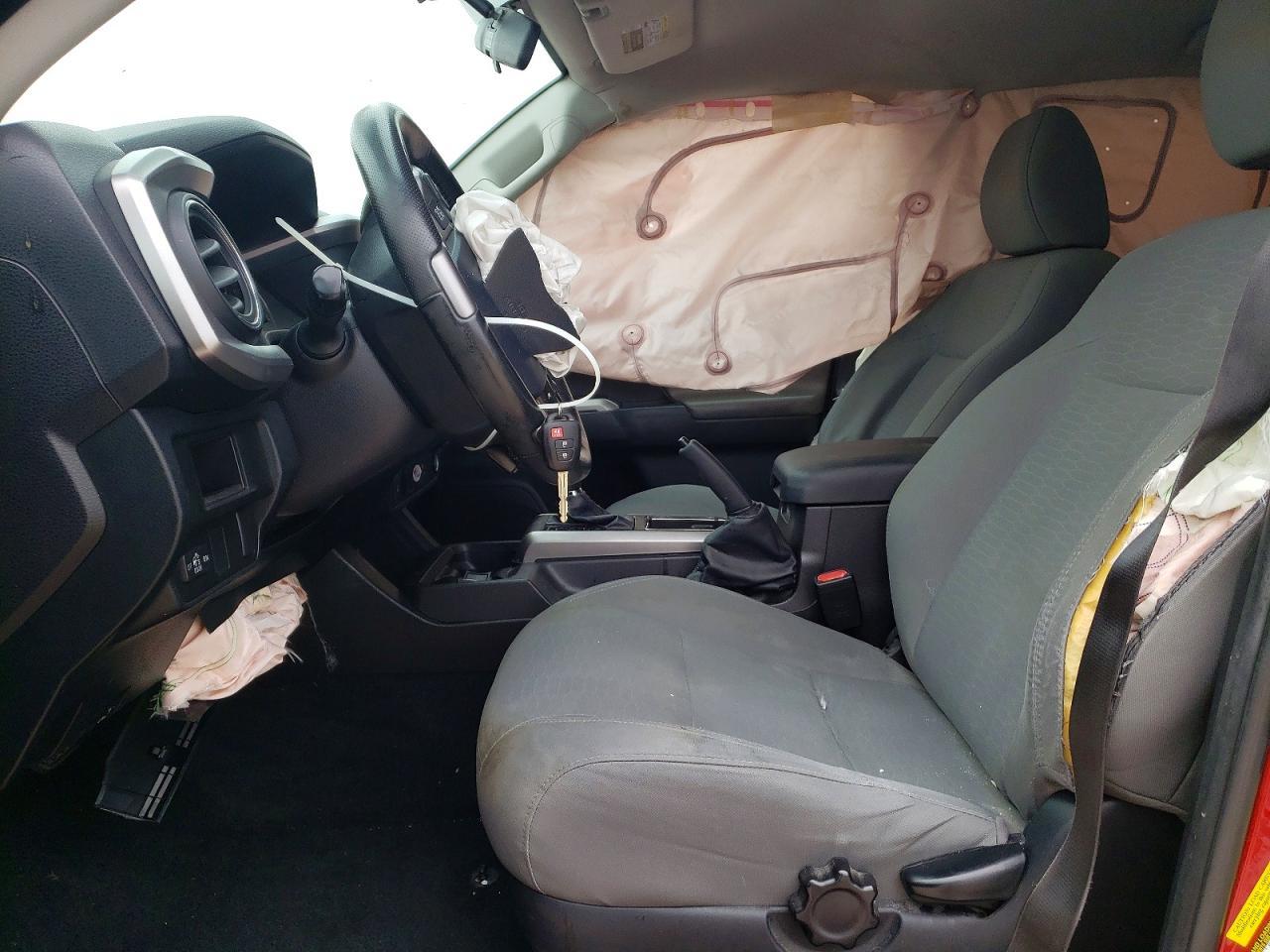 2016 TOYOTA TACOMA
