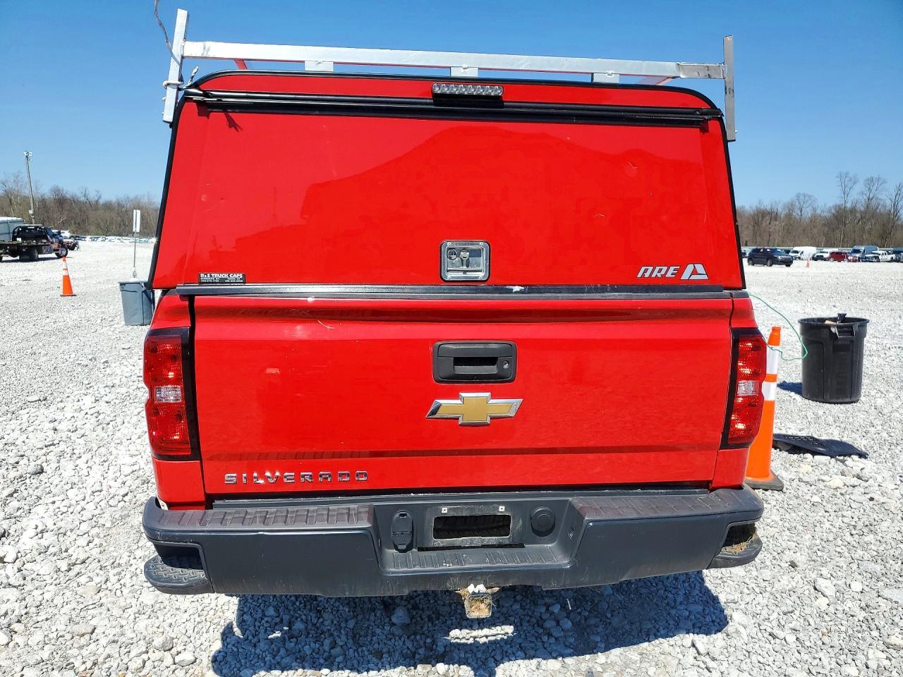 2018 CHEVROLET Silverado