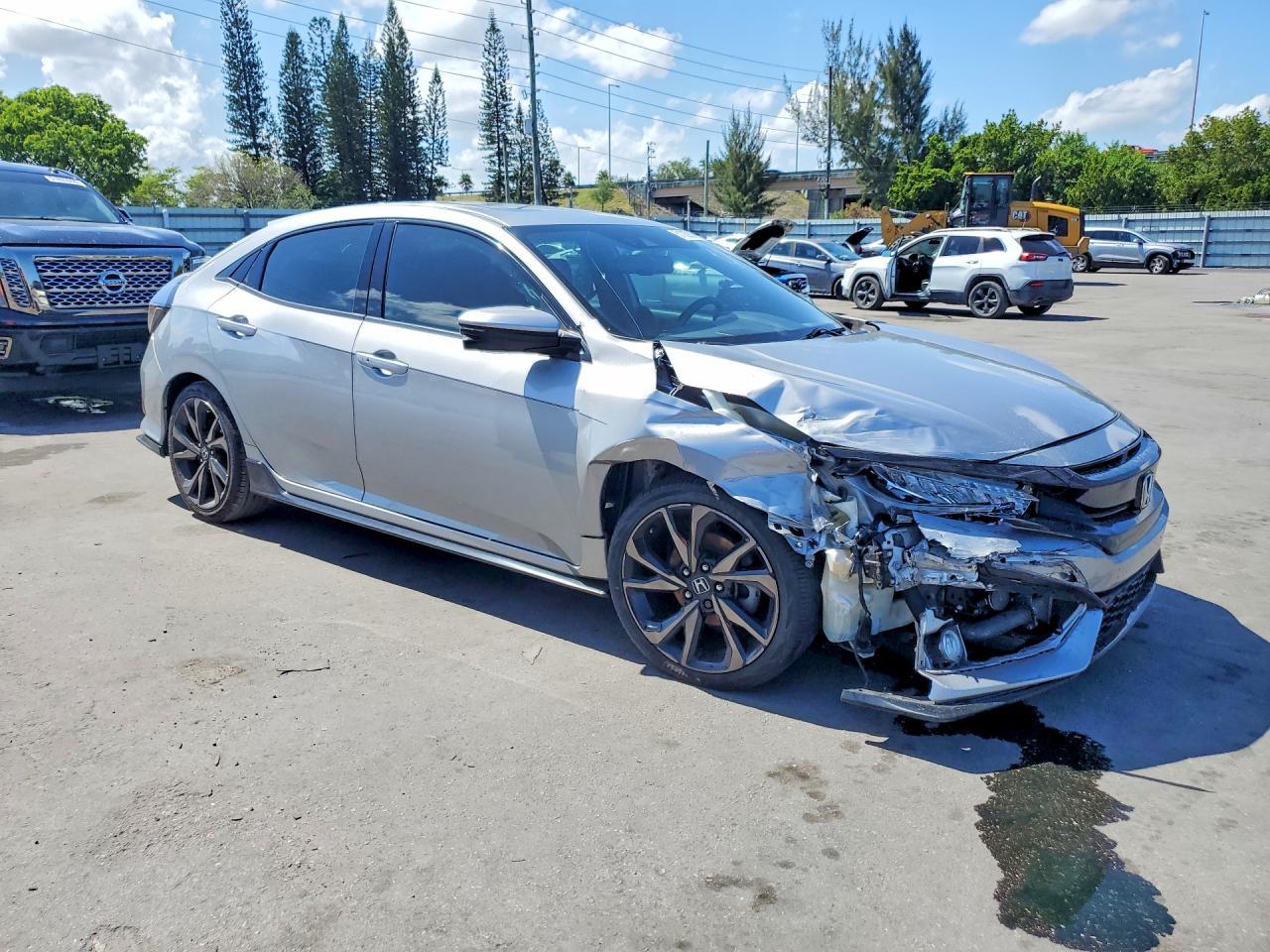 2018 HONDA CIVIC