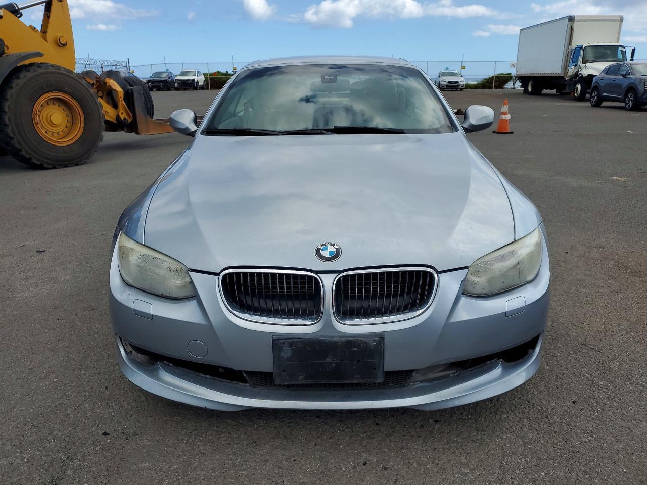 2011 BMW 3 SERIES