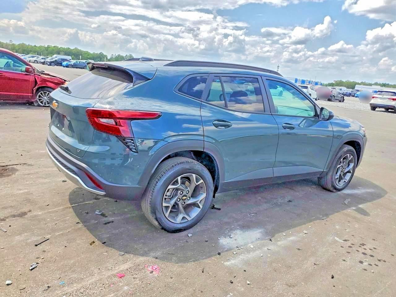 2025 CHEVROLET TRAX