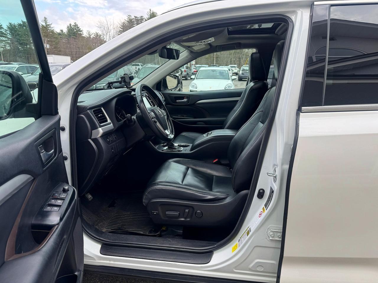 2018 TOYOTA HIGHLANDER