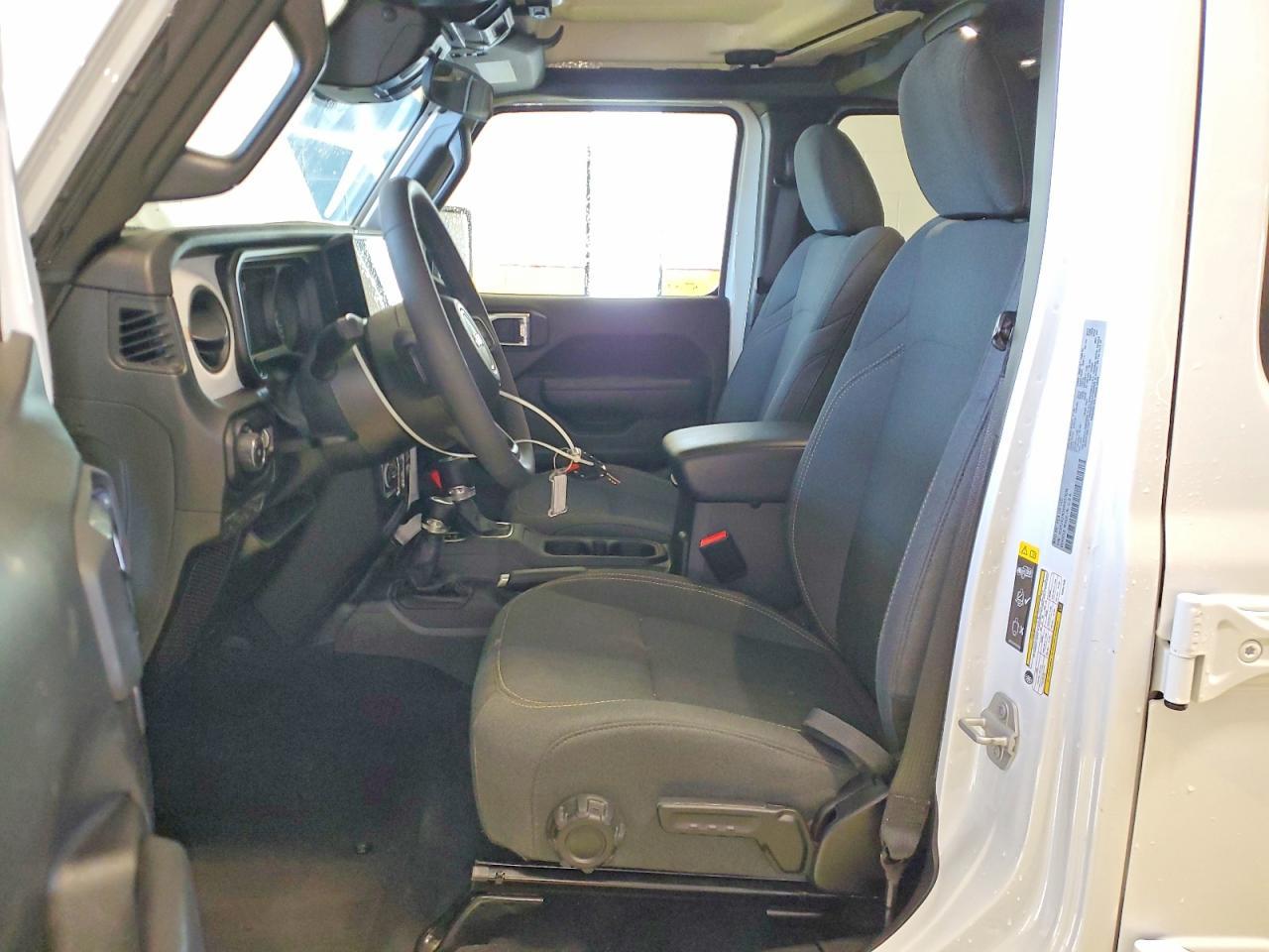 2025 JEEP WRANGLER