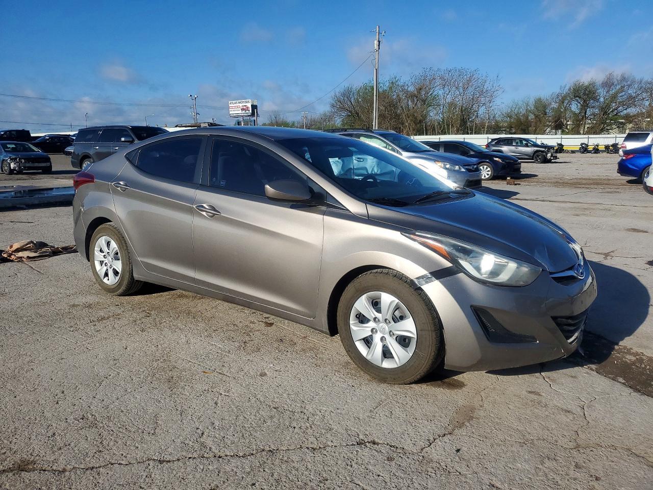 2016 HYUNDAI ELANTRA