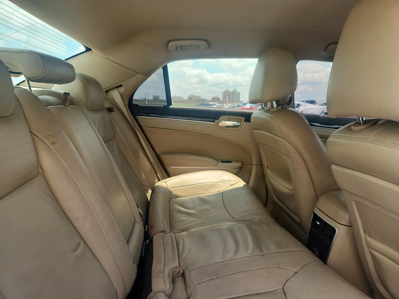 2012 CHRYSLER 300