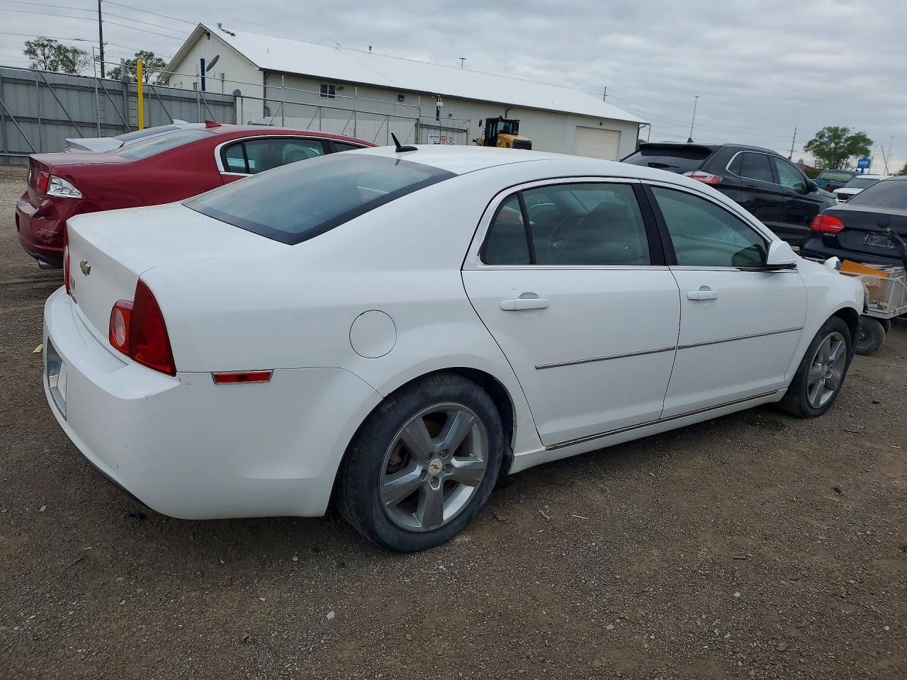 2011 CHEVROLET MALIBU