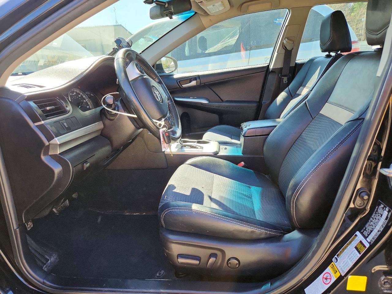 2014 TOYOTA CAMRY