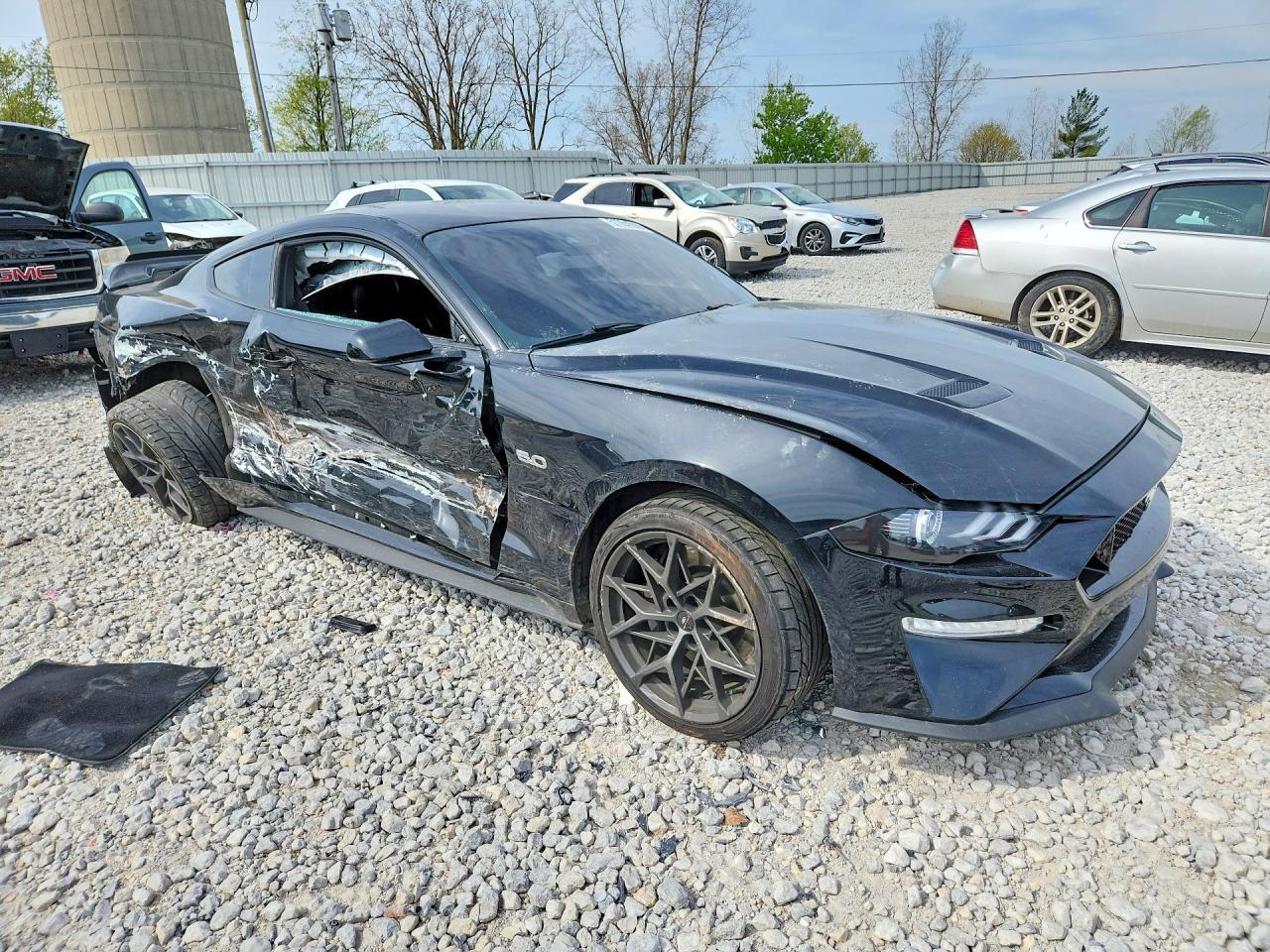 2020 FORD MUSTANG