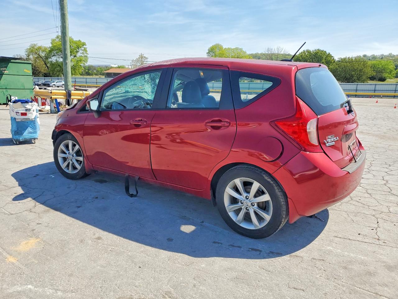 2015 NISSAN Versa Note