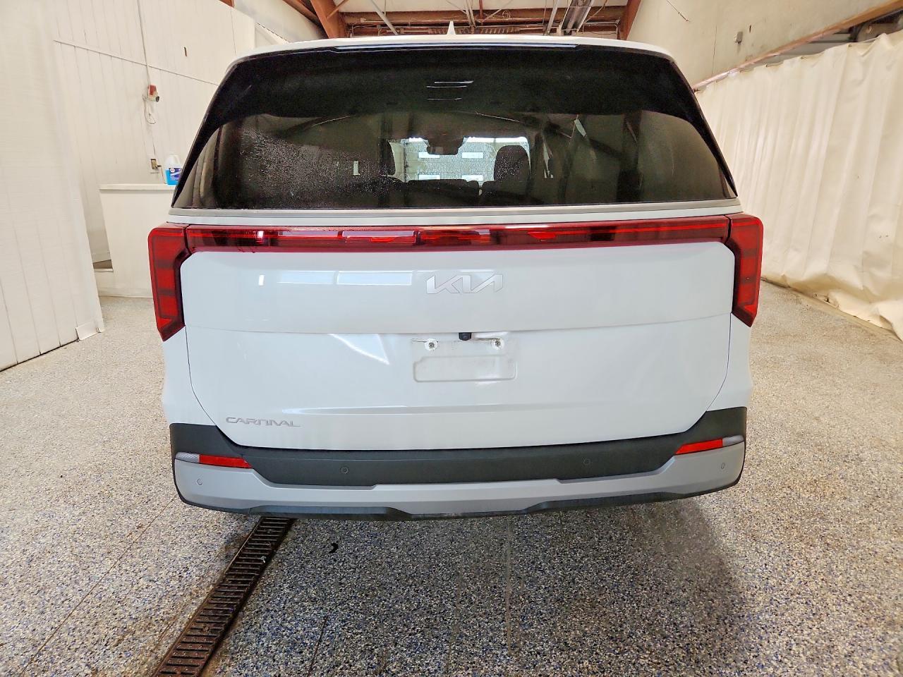 2025 KIA Carnival